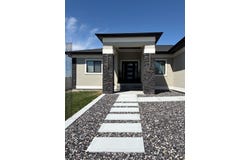 3109 Lakeview Ave, Hastings, NE 68901