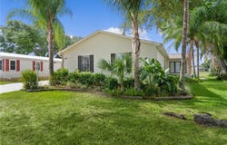 1815 KAUFMAN CIRCLE, LADY LAKE, FL 32159