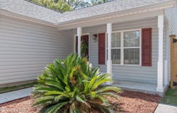 123 NE 18th Street, Oak Island, NC 28465