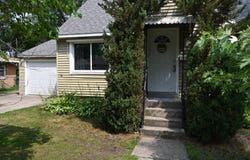 1350 Flower Avenue, Muskegon, MI 49442