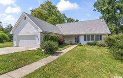 113 W WALNUT Street, Chatham, IL 62629