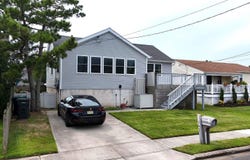 142 Washington Dr, Brigantine, NJ 08203