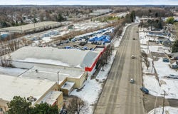 73 W Walton Boulevard, Pontiac, MI 48340