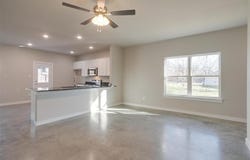 301 S Lamar Street, Itasca, TX 76055