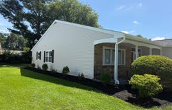 64 HUNTINGTON Drive, SOUTHAMPTON, NJ 08088