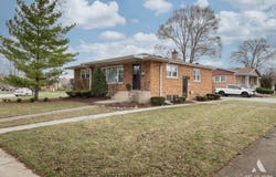 9932 Cook Avenue, Oak Lawn, IL 60453