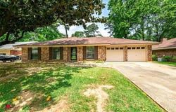 8615 Hollow Bluff Drive, Haughton, LA 71037