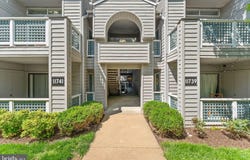 11741-A SUMMERCHASE Circle, RESTON, VA 20194