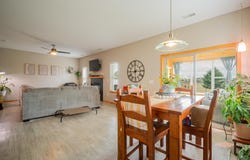 1019 Coffie Farm Road, Sergeant Bluff, IA 51054
