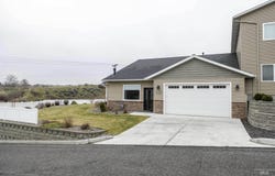 910 Vineland Dr, Clarkston, WA 99403