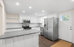 6121 Delaney Ferry Extended, Versailles, KY 40383