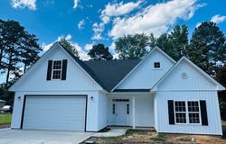 1361 7th Street SE, Lumberton, NC 28358
