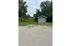 901-903 S Main Street, Lansing, KS 66043