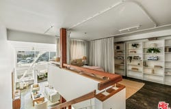 615 Hampton Dr, Venice, CA 90291