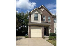 1420 Wellingshire Circle, Cuyahoga Falls, OH 44221