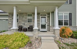N61w21654 Masters Dr, Menomonee Falls, WI 53051