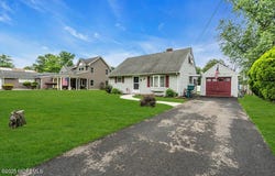 99 Roosevelt Circle E, Red Bank, NJ 07701