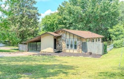 11137 Thornton Drive, Knoxville, TN 37934