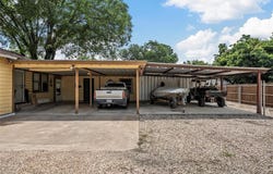 805 S Harrison Street, West, TX 76691