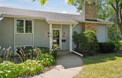 1945 Kelly Drive, Golden Valley, MN 55427
