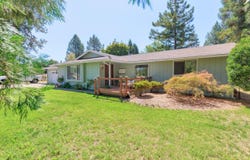 8122 New Hope Road, Grants Pass, OR 97527