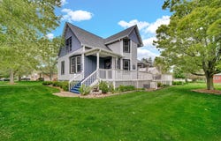 1120 W Beam Street, Chesterton, IN 46304