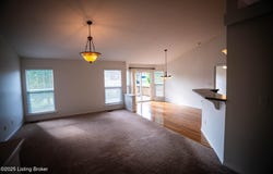3418 Stony Farm Dr, Louisville, KY 40299