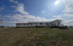 8103 County Road 455, Birch Tree, MO 65438