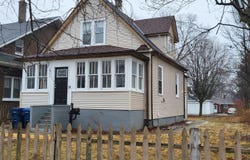 842 Wadsworth Avenue, Waukegan, IL 60085