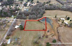 Oak Street, Luverne, AL 36049