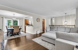 9 Warren Drive, Matawan, NJ 07747