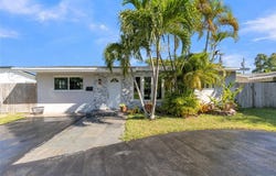 2021 NW 32nd Ct, Oakland Park, FL 33309