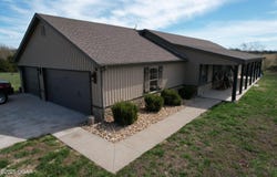 2652 Crumpley Drive, Marionville, MO 65705