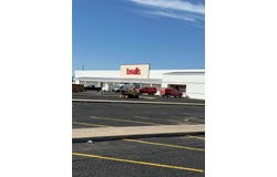 212 W 1st St, Dumas, TX 79029