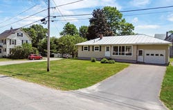 16 Prospect Street, Waterville, ME 04901