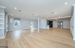 11 BROOK Road, KENDALL PARK, NJ 08824