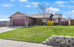 1528 NW 4th Avenue, Ontario, OR 97914