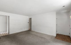 9469 Napoleon Blvd, Olivette, MO 63132