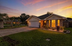 1794 Ivalea Circle, Navarre, FL 32566