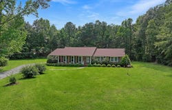 2821 YELLOWLEAF ROAD, CLANTON, AL 35045