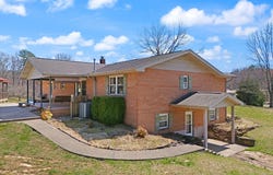 1034 New Zion Road, Williamsburg, KY 40769