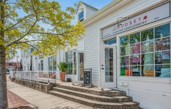 1-15 Hill St, Southampton, NY 11968
