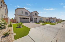1325 E NARROWLEAF Drive, Gilbert, AZ 85298