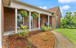 475 Quail Run Road, Irvine, KY 40336