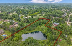 Boston Road, Hinckley, OH 44233