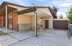 1377 W 2600 N, Clinton, UT 84015