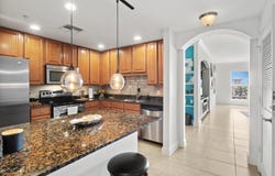 808 3RD AVENUE W, BRADENTON, FL 34205