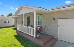 1231 Bahamas Drive, Edwardsville, IL 62025