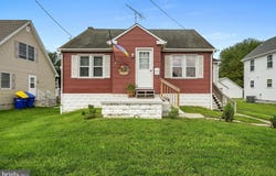 11 SIMPSON STREET, HARRINGTON, DE 19952