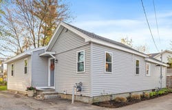 21 Ferdinand Passway, Lunenburg, MA 01462